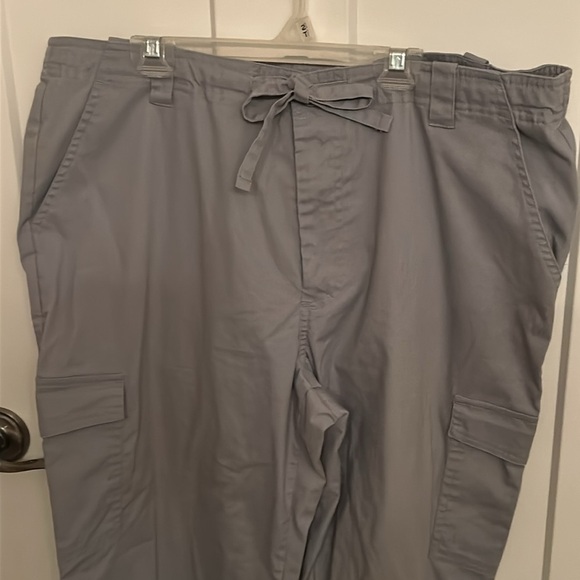 White Cross Grey Scrub Pants, size XL - Picture 2 of 7